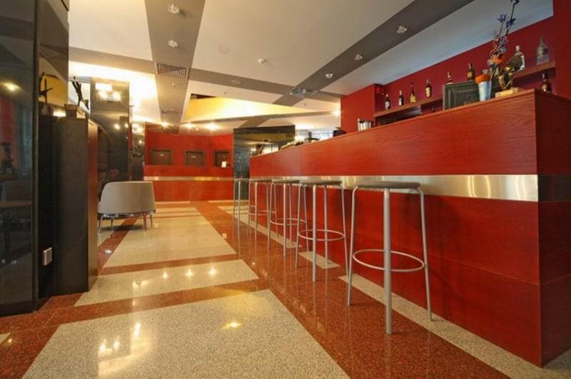 Hotel City Pleven Exterior photo