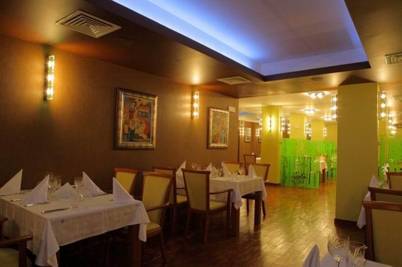 Hotel City Pleven Exterior photo