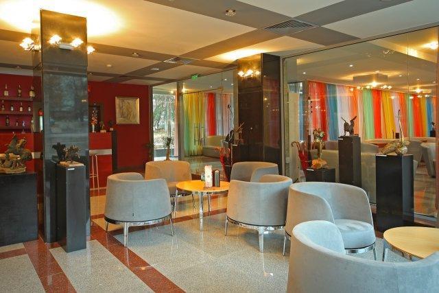 Hotel City Pleven Exterior photo